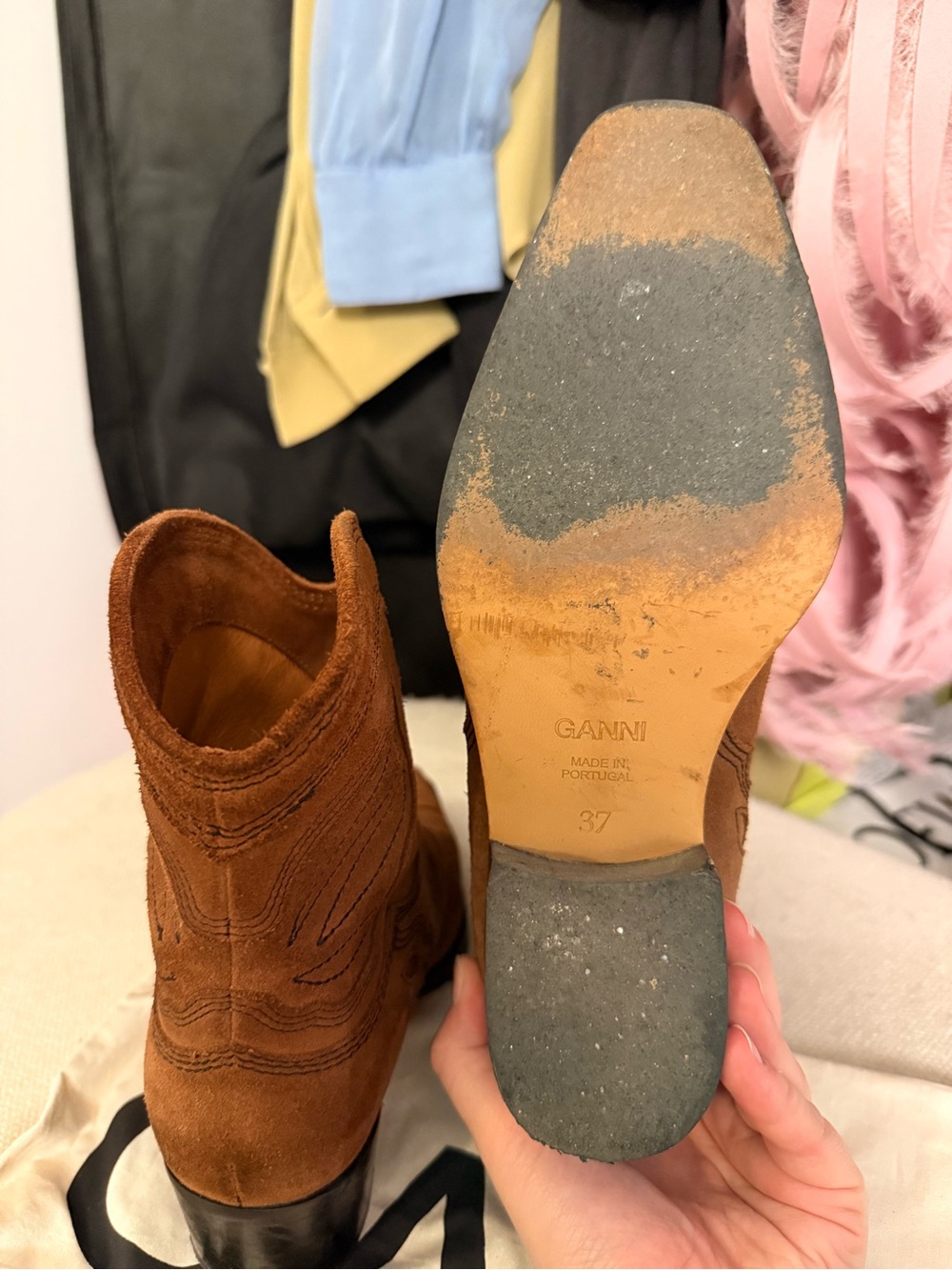 GANNI - Low Texas Suede Ankle Boot - Picture 11 of 12